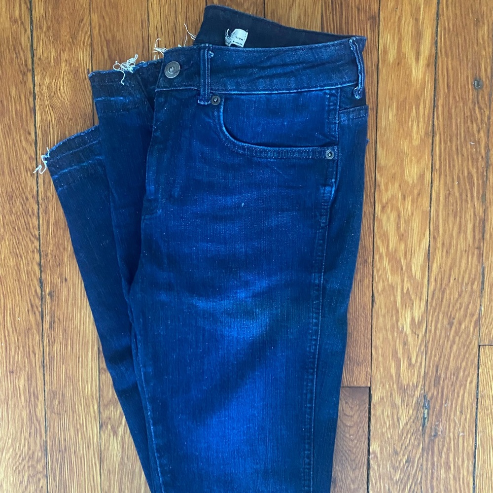 Zara Medium-Wash Jeans, Size 6